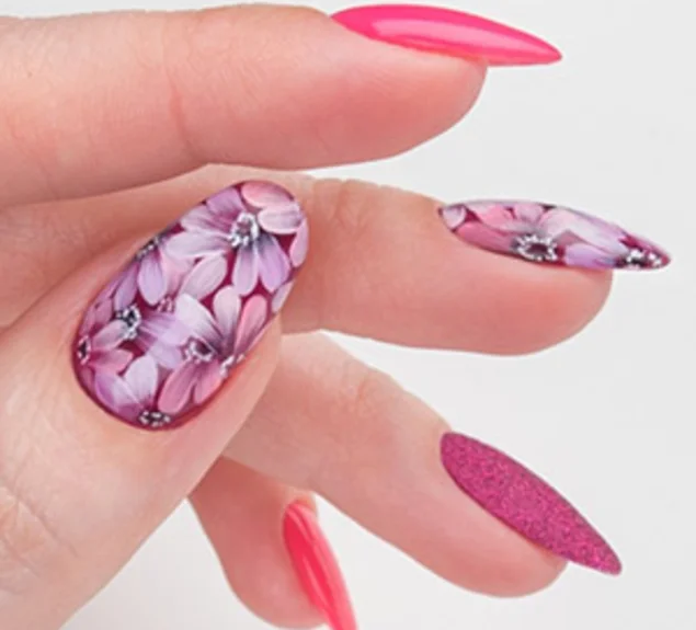 Corso Kombi Manicure by Kateryna Bandrovska